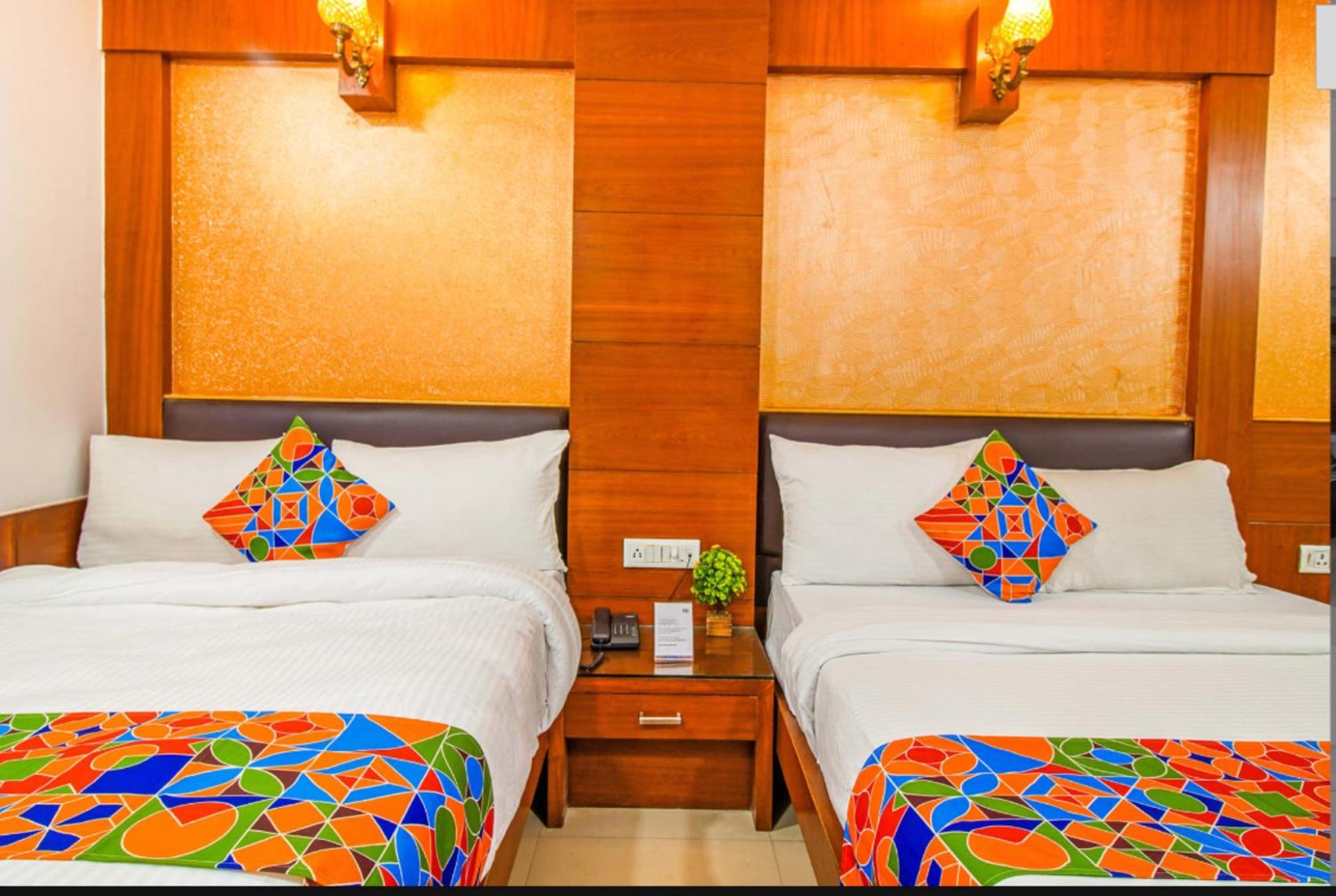 Capital O 6408 Hotel Delhi Heart Nové Dillí Exteriér fotografie