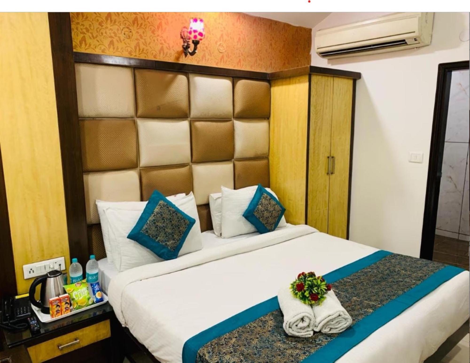 Capital O 6408 Hotel Delhi Heart Nové Dillí Exteriér fotografie