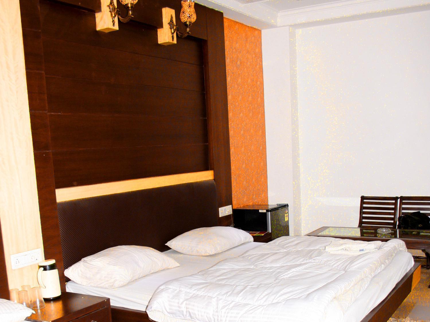 Capital O 6408 Hotel Delhi Heart Nové Dillí Exteriér fotografie