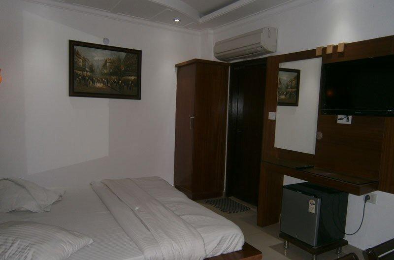 Capital O 6408 Hotel Delhi Heart Nové Dillí Exteriér fotografie