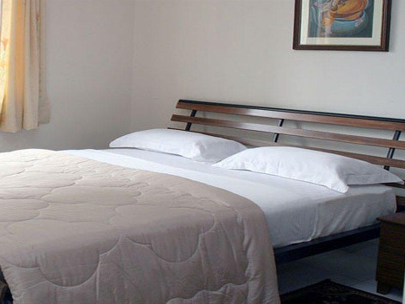 Capital O 6408 Hotel Delhi Heart Nové Dillí Exteriér fotografie