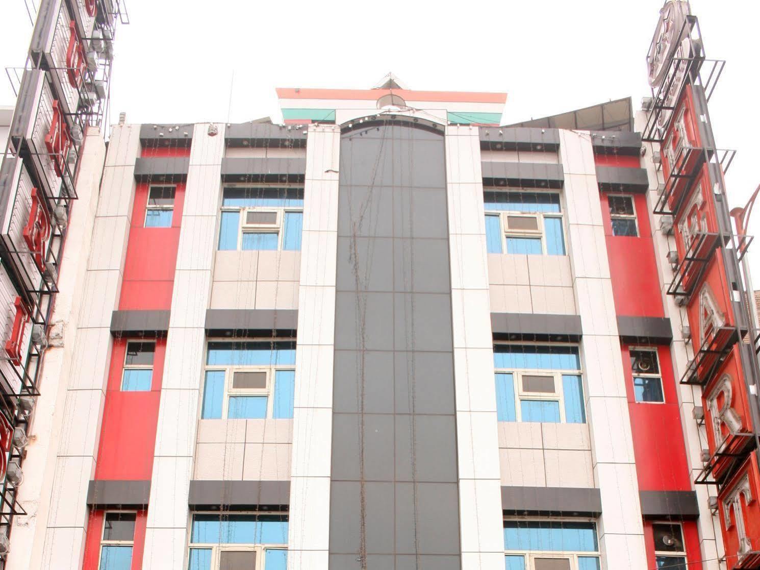 Capital O 6408 Hotel Delhi Heart Nové Dillí Exteriér fotografie